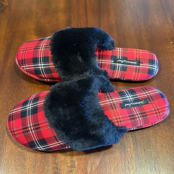 Victoria's Secret Signature Satin Slipper Plaid Red Size Medium 7-8 - Picture 2 of 6